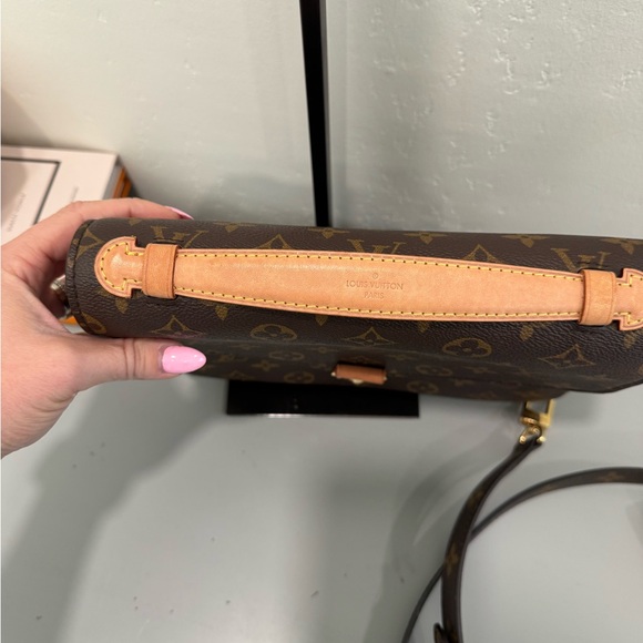 Louis Vuitton Brown Métis Pouchette Monogram Bag - Picture 2 of 11